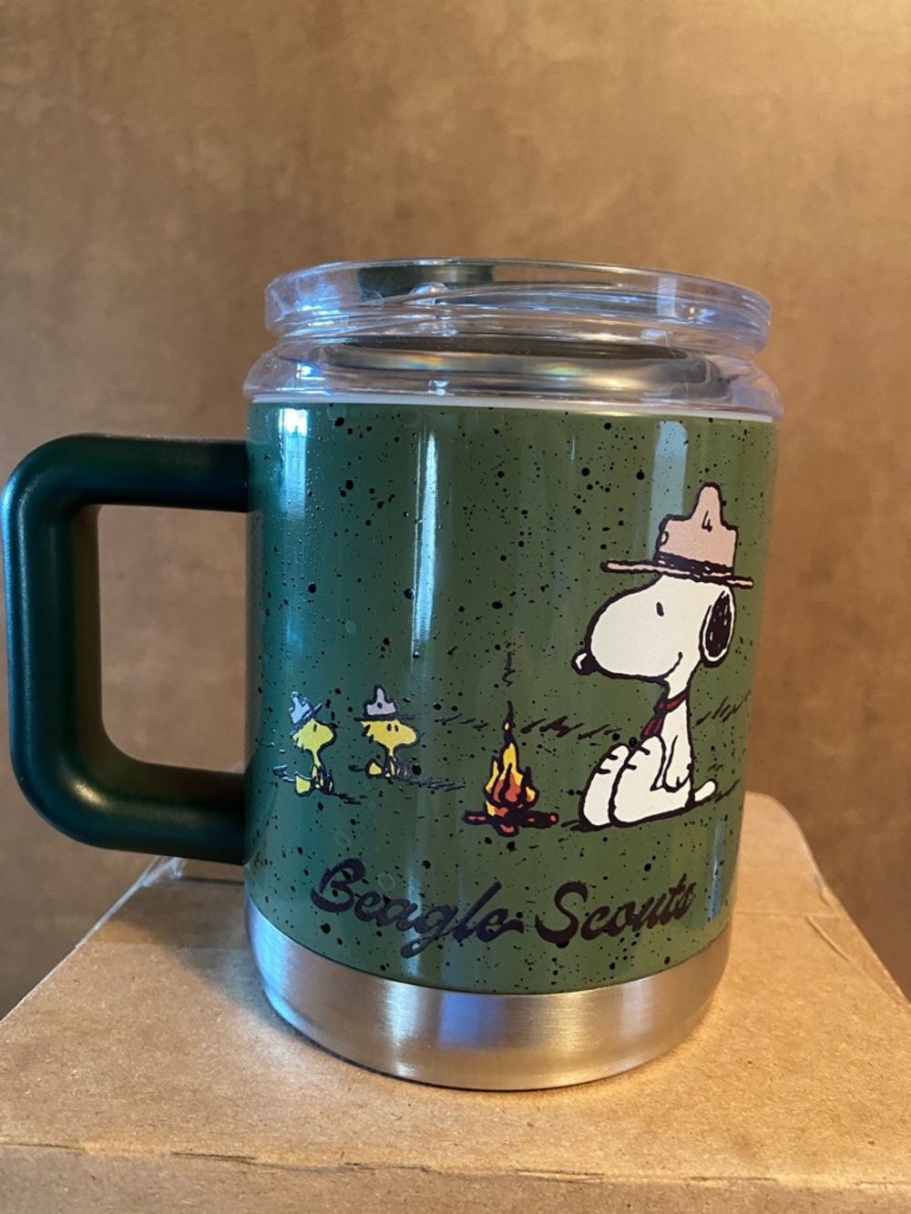 Igloo Green Speckled Camping Mug with Woodstock Graphic